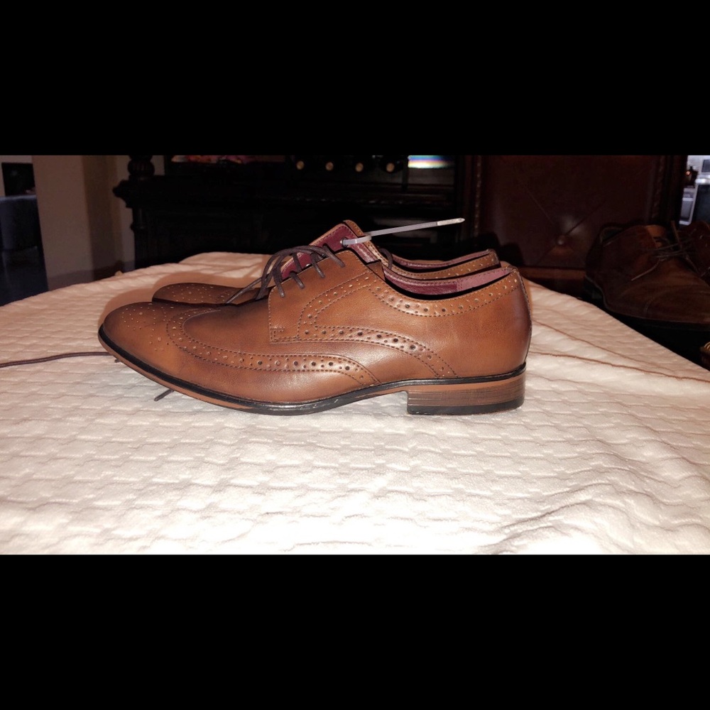 Apt 9. Men’s shoe